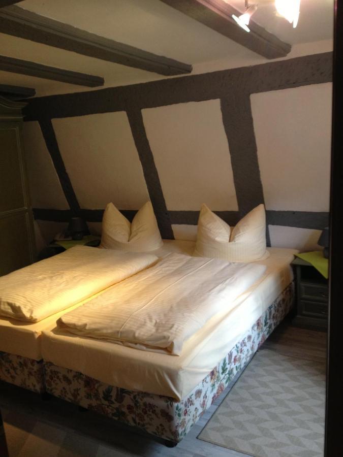 Hotel-Restaurant Walkmuehle Usingen Room photo
