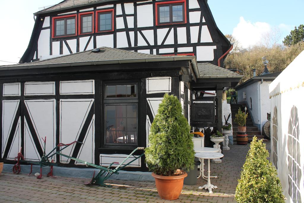 Hotel-Restaurant Walkmuehle Usingen Exterior photo
